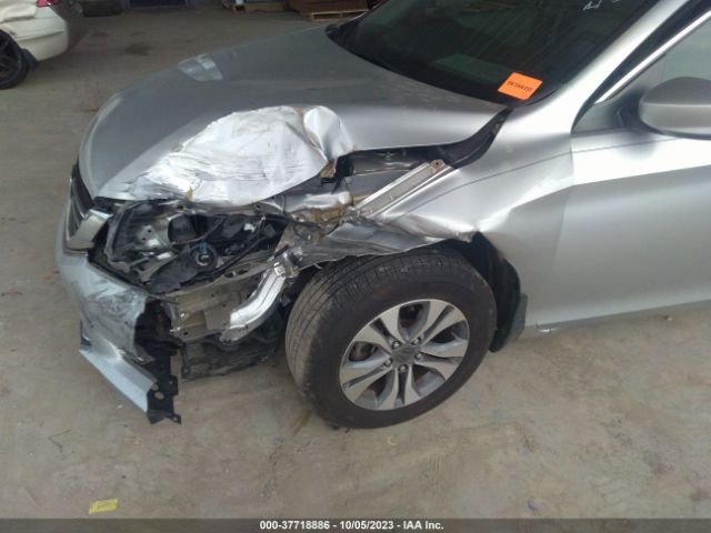 1HGCR2F34EA211821 Honda Accord Sedan Lx