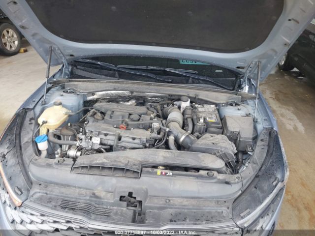 5XXG24J27NG127236 KIA K5 LX