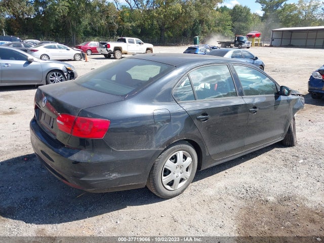 3VW2K7AJ2EM406608 Volkswagen Jetta Sedan S