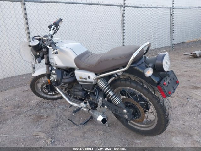 2021 MOTO GUZZI V7 ZGUKZUB0XMM000165 Photo 2