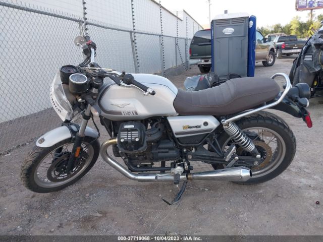 2021 MOTO GUZZI V7 ZGUKZUB0XMM000165 Photo 8