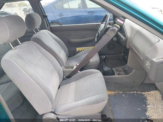 1996 FORD ESCORT LX VIN: 1FASP11JXTW181617