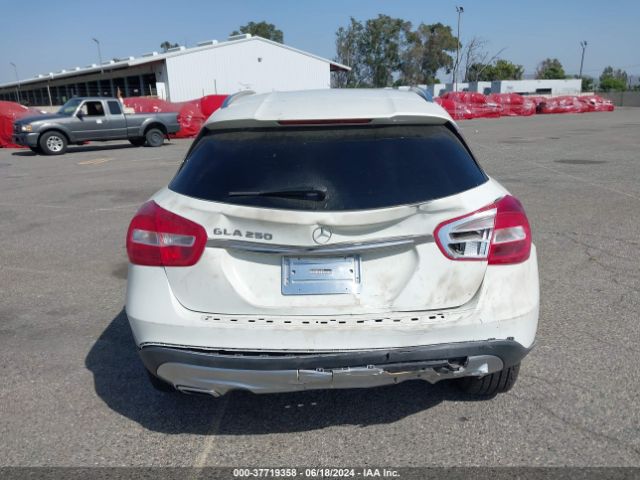 WDCTG4EB3GJ218264 Mercedes-Benz GLA 250