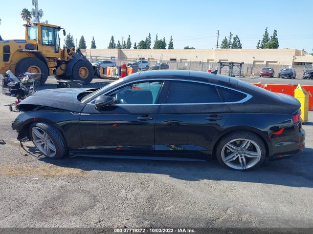WAUENCF56JA085351 Audi A5 Sportback Premium Plus