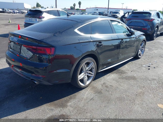 WAUENCF56JA085351 Audi A5 Sportback Premium Plus
