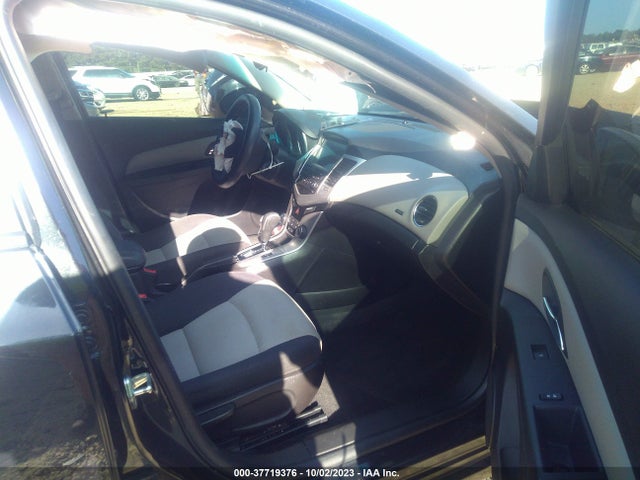 2016 CHEVROLET CRUZE LIMITED LS AUTO VIN: 1G1PC5SH0G7152585