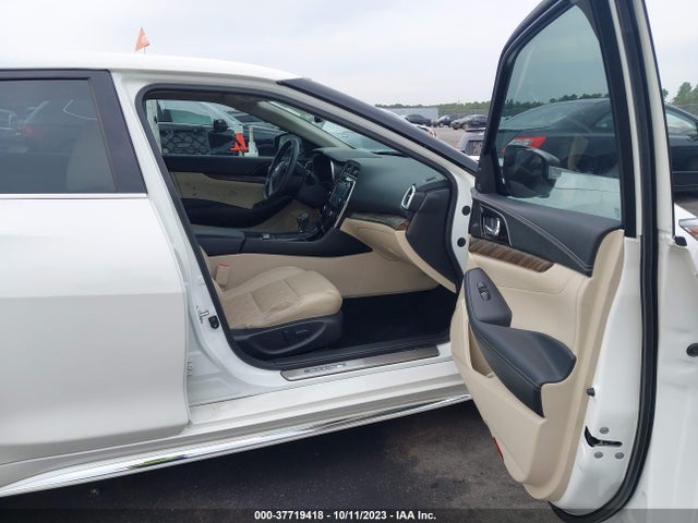 2018 NISSAN MAXIMA PLATINUM VIN: 1N4AA6AP4JC387304