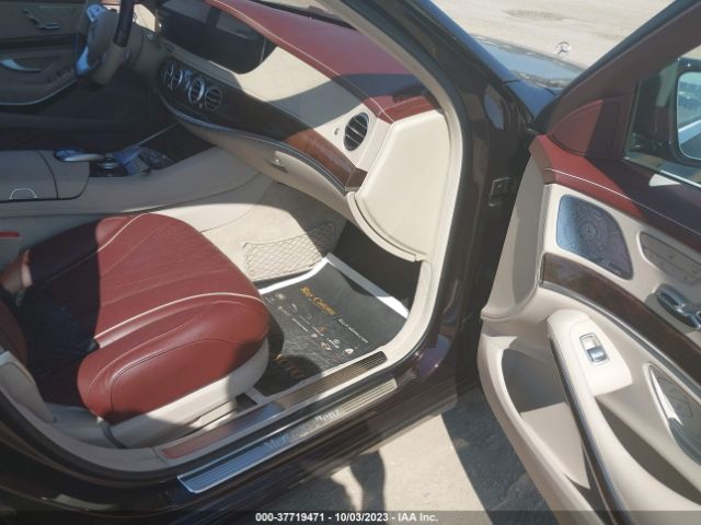 WDDUG8GB2KA470813 Mercedes-Benz S 560 4matic