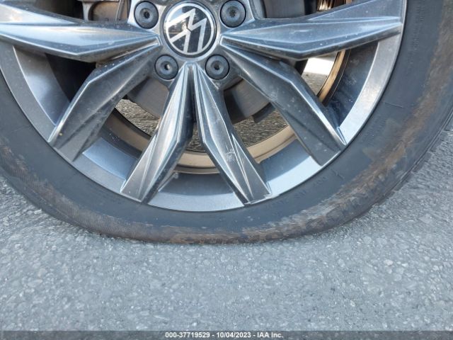 3VV3B7AX0NM172143 Volkswagen Tiguan 2.0t Se
