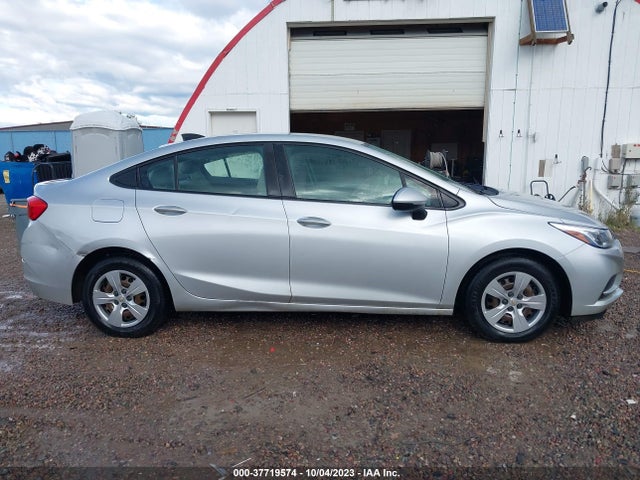 Chevrolet Cruze Ls Auto 2018 1G1BC5SM3J7236110 Image 13