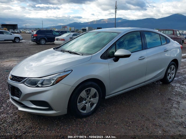 Chevrolet Cruze Ls Auto 2018 1G1BC5SM3J7236110 Image 2