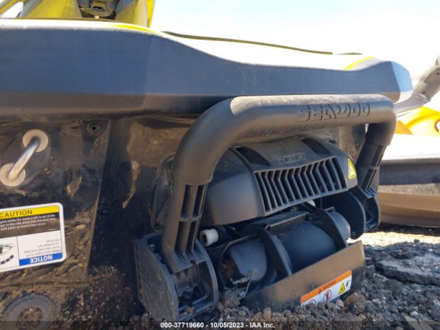 2015 SEADOO RXT-260 YDV78349C515      Photo 9