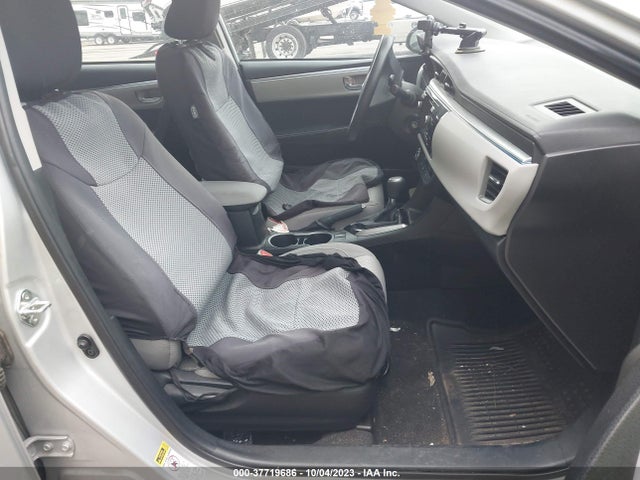2015 TOYOTA COROLLA LE VIN: 2T1BURHE8FC318934