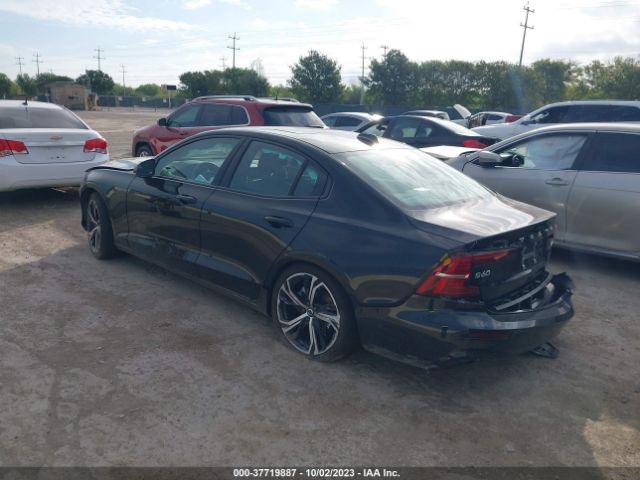7JRL12TL0RG280682 Volvo S60 Plus Dark Theme