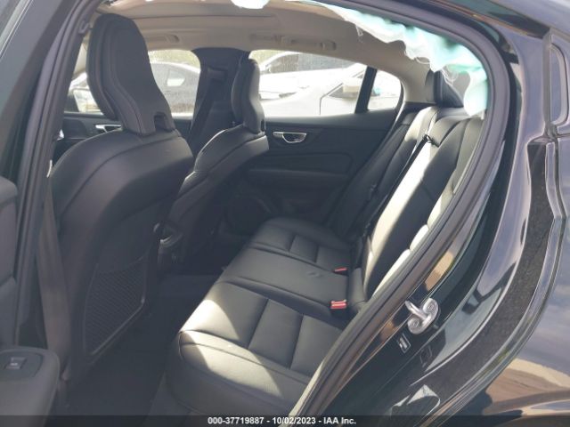 7JRL12TL0RG280682 Volvo S60 Plus Dark Theme