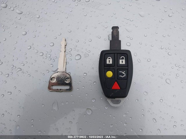 2007 VOLVO V50 2.4L VIN: YV1MW390972272009