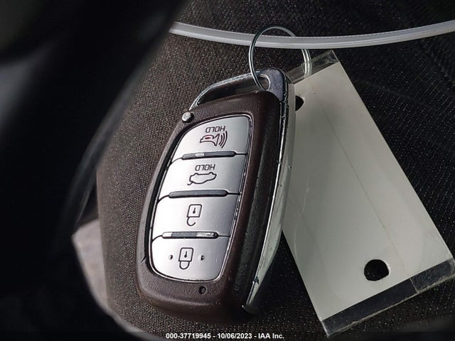 Hyundai Elantra Value Edition 2018 5NPD84LF8JH295791 Image 11