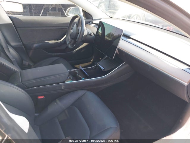 Tesla Model 3 Range Battery 2018 5YJ3E1EA7JF053657 Image 5