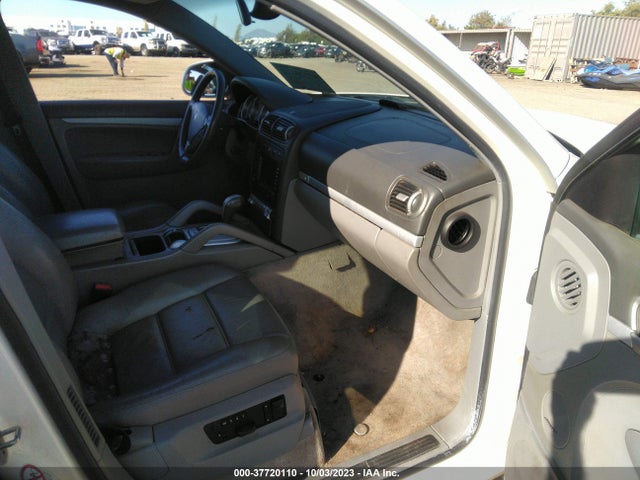 2004 PORSCHE CAYENNE WP1AB29P94LA63613 Photo 4