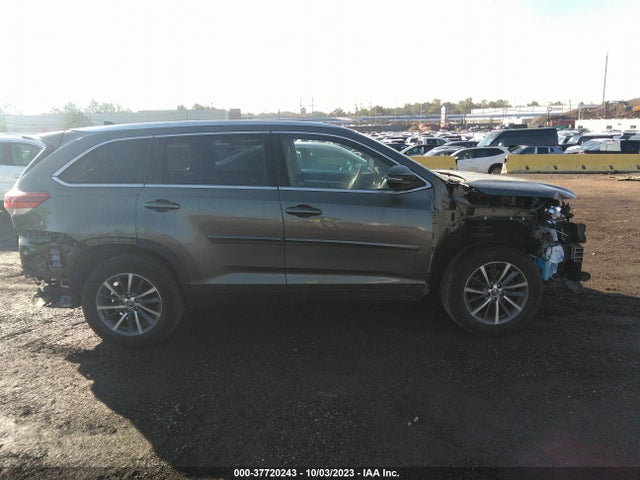 Toyota Highlander Se/xle 2019 5TDJZRFH6KS707793 Image 13