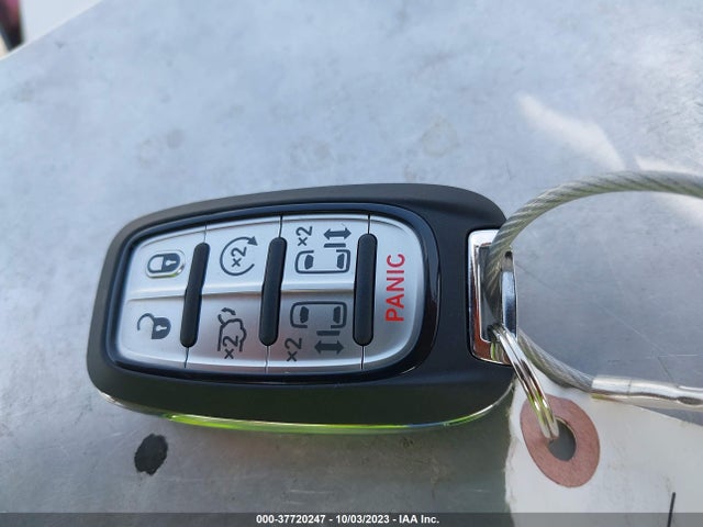 2C4RC1CG7PR625606 Chrysler Voyager Lx