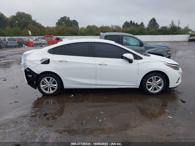 Chevrolet Cruze Lt Auto 2018 1G1BE5SM3J7175304 Image 13