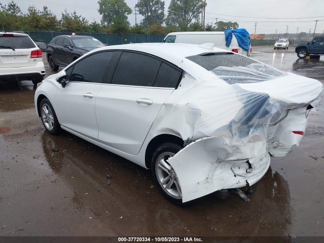 Chevrolet Cruze Lt Auto 2018 1G1BE5SM3J7175304 Image 3