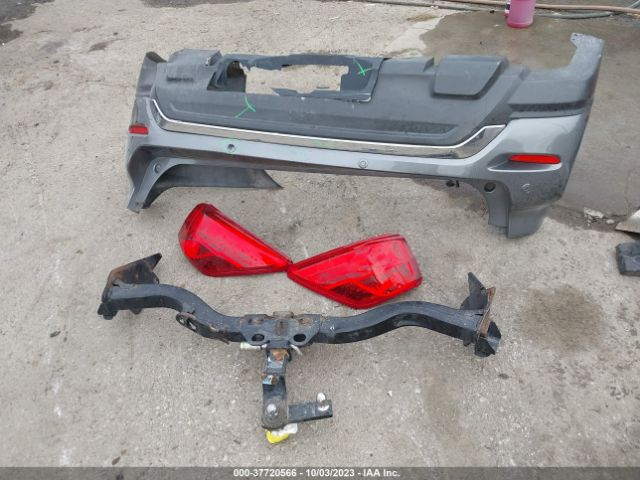 5N1DR2MM7JC623319 Nissan Pathfinder Sv