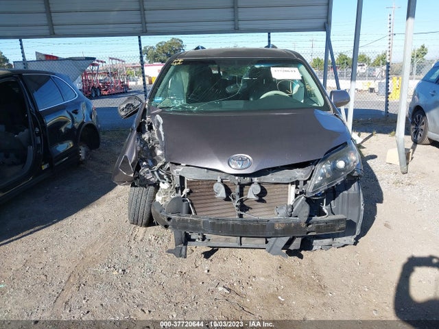 Toyota SIENNA SE 2014 5TDXK3DC1ES516550 Image 12
