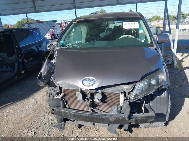 Toyota SIENNA SE 2014 5TDXK3DC1ES516550 Image 6