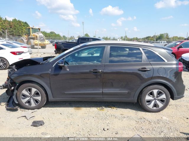 KNDCC3LC1H5050187 KIA NIRO EX