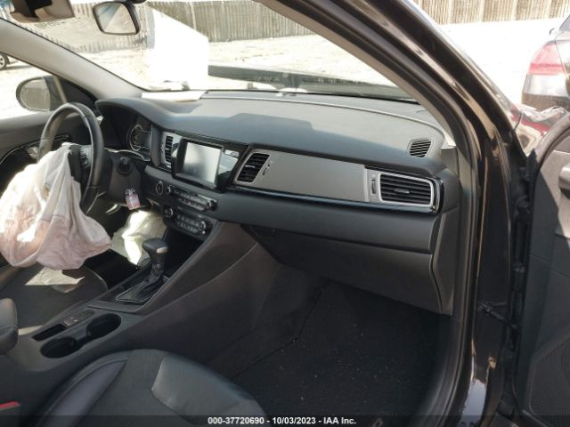 KNDCC3LC1H5050187 KIA NIRO EX