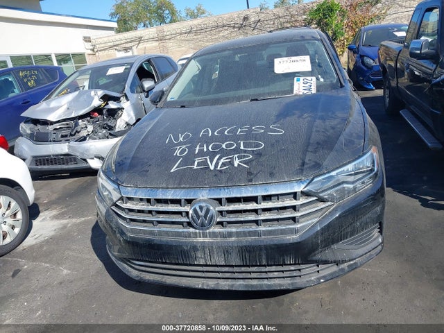 3VWC57BUXMM091625 Volkswagen Jetta S/se/r-line