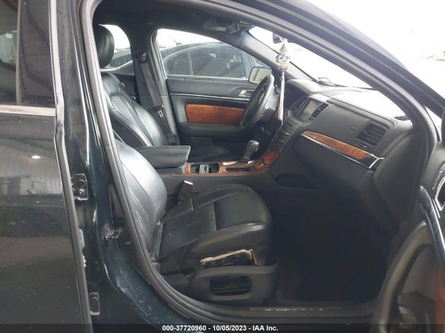 1LNHL9DK3EG602265 Lincoln MKS