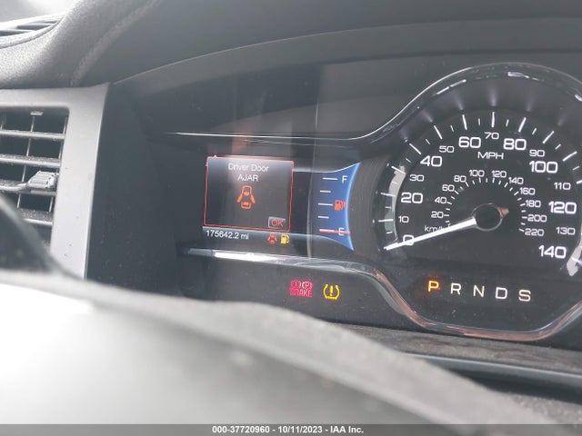 1LNHL9DK3EG602265 Lincoln MKS