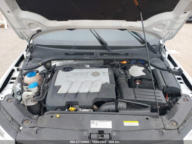 3VWLL7AJ6EM310451 Volkswagen Jetta Sedan Tdi