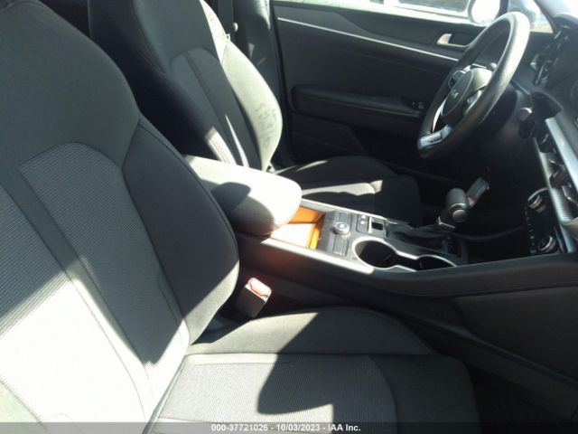 5XXG14J23PG215996 KIA K5 LXS