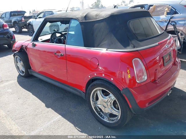 2005 MINI COOPER CONVERTIBLE WMWRH33495TF81696 Photo 2