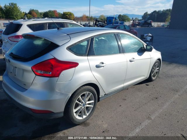 1FADP3K25FL318190 Ford FOCUS SE