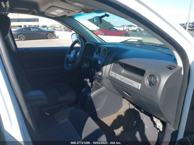 1C4NJCBAXED817888 Jeep Compass Sport