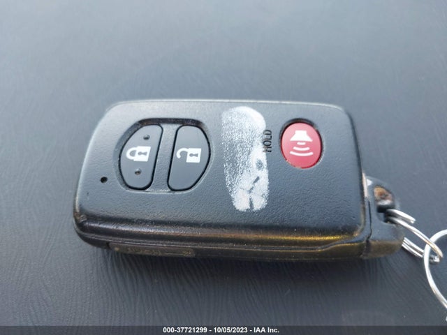 2014 TOYOTA PRIUS V TWO/THREE/FIVE VIN: JTDZN3EU5EJ013690