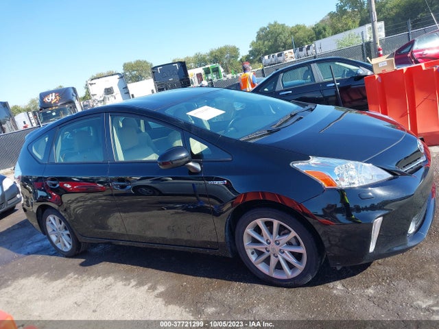 Toyota Prius V Two/three/five 2014 JTDZN3EU5EJ013690 Image 13