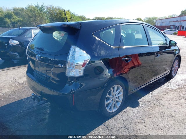 Toyota Prius V Two/three/five 2014 JTDZN3EU5EJ013690 Image 4