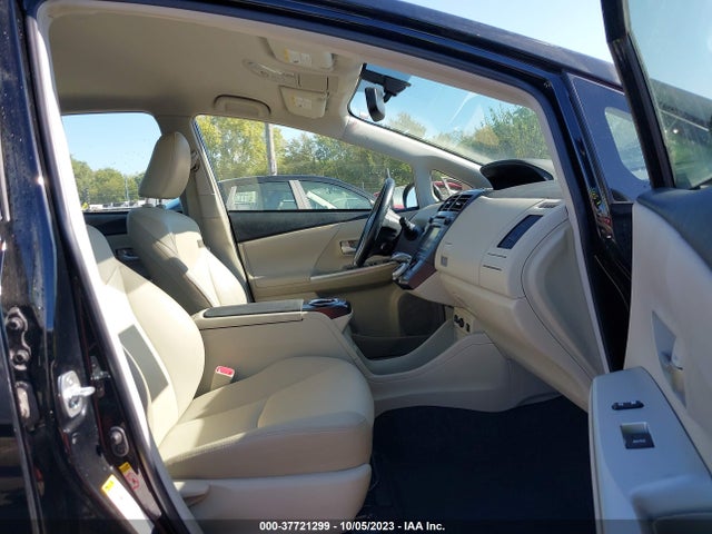 Toyota Prius V Two/three/five 2014 JTDZN3EU5EJ013690 Image 5