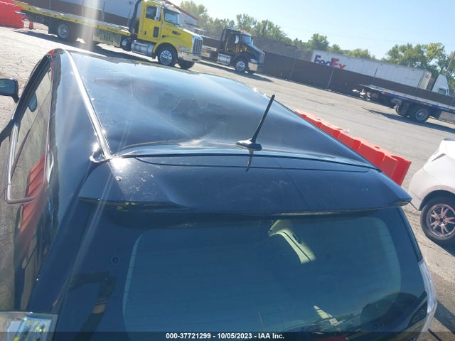 Toyota Prius V Two/three/five 2014 JTDZN3EU5EJ013690 Image 6
