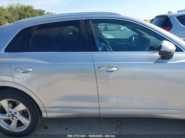 WA1AUCF39M1059196 Audi Q3 PREMIUM