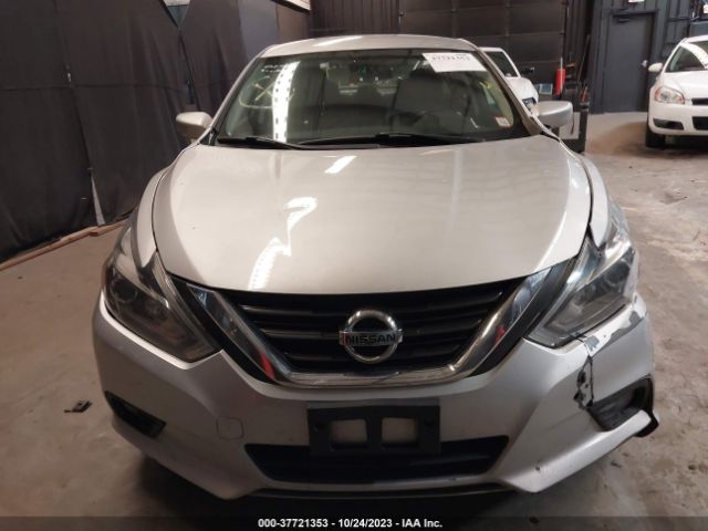 1N4AL3AP3HC137927 Nissan Altima 2.5 Sr