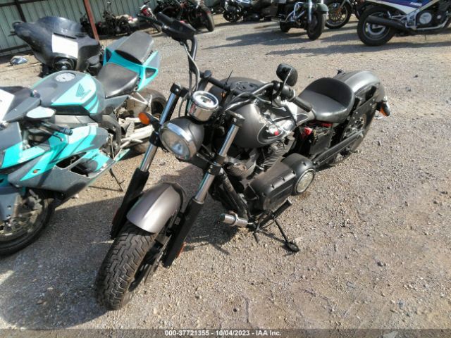 2015 VICTORY MOTORCYCLES GUNNER 5VPLB36NXF3037447 Photo 1