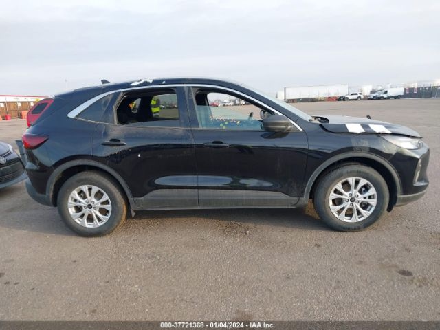 1FMCU9GNXPUA00688 Ford Escape Active