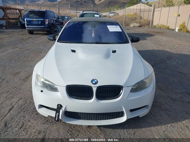 2009 BMW M3 VIN: WBSWL93559P332056